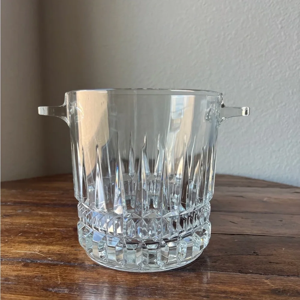Cristal D’Arques origin distinctive